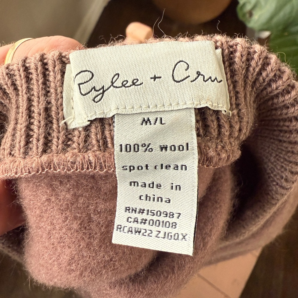 Rylee + Cru Cozy Brown 100% Wool Beret - Picture 5 of 5